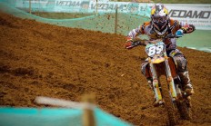 九游官网-广厦对阵山西，恩比德用实力证明自己，从质疑到领袖的蜕变之路