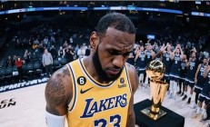 九游娱乐网站-关于NBA总冠军光荣而伟大，球员努力奋斗终圆梦的信息