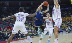 九游体育官方入口-火爆比赛中球员技术出众获得胜利的简单介绍