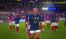 9you娱乐-关于精密传球和高效射门，球队攻防转换如行云流水的信息