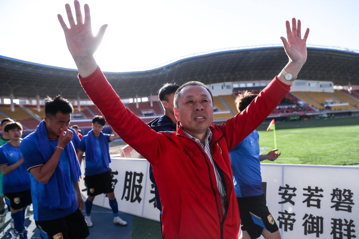 中甲球队大连博物馆主场战胜对手的简单介绍