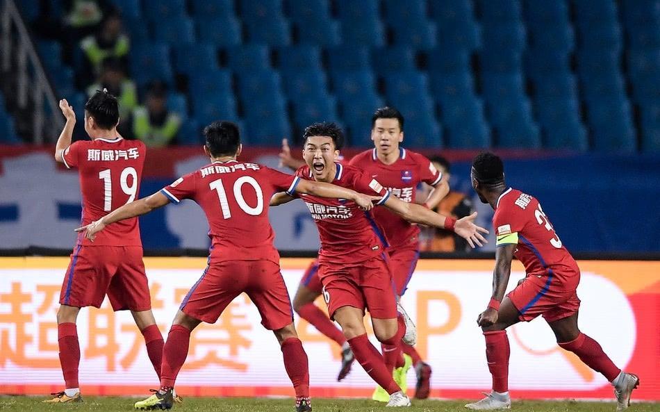 重庆斯威主场踢平对手，平分秋色的简单介绍