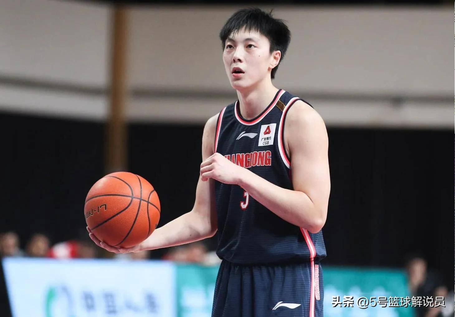 包含球队小将表现抢眼，是否能成为下一个超级巨星？的词条