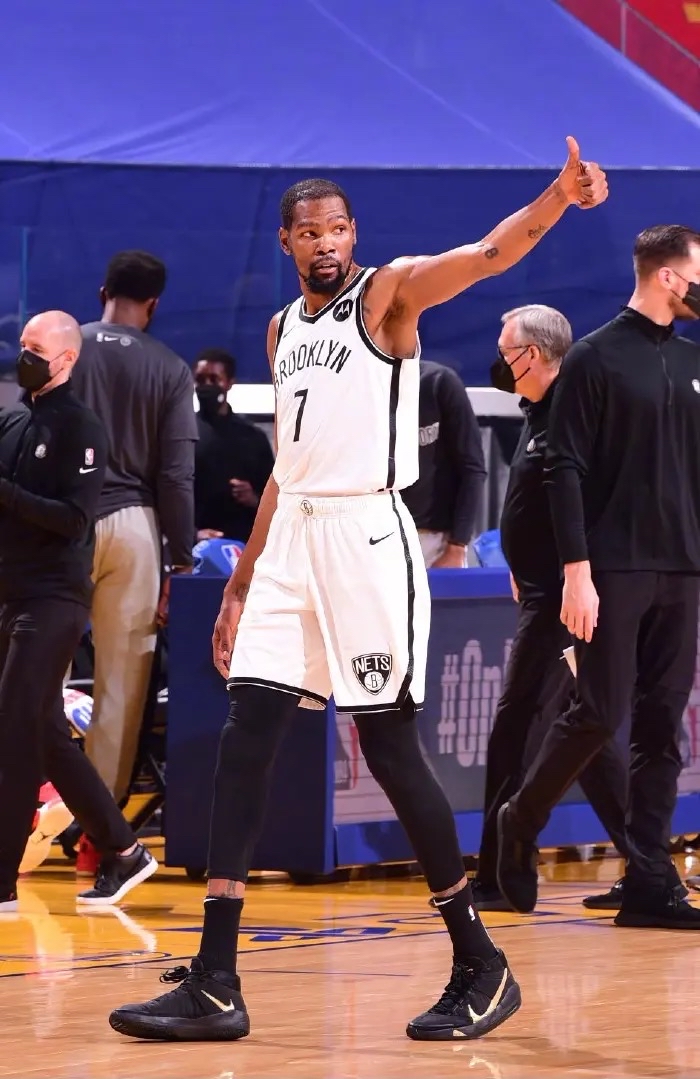 关于猛龙锋线核心状态迅速下滑球队如何重振士气？的信息