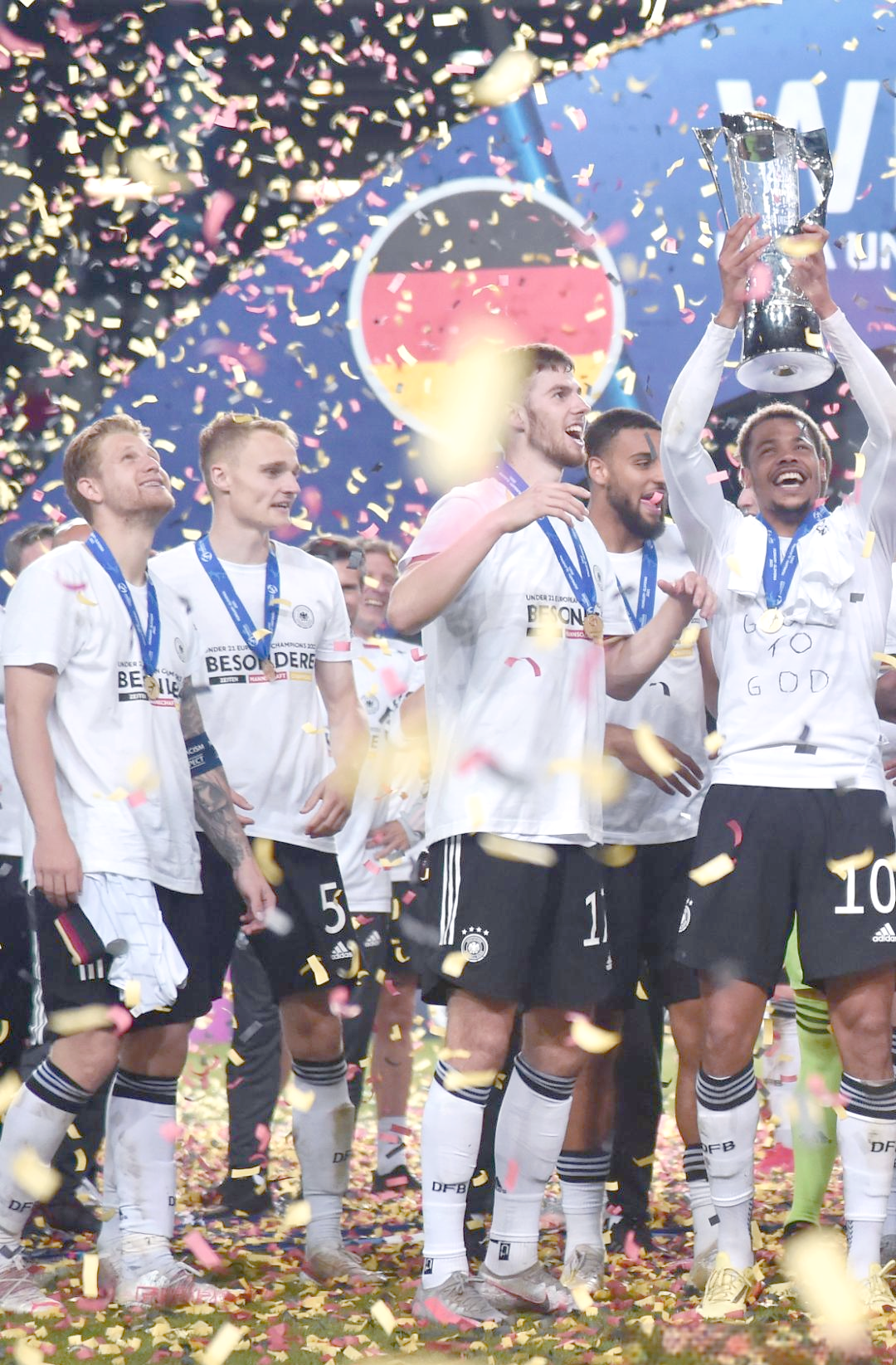 关于德国队投入训练,欲以最佳状态赢得下一场胜利的信息 关于德国队投入训练,欲以最佳状态赢得下一场胜利的信息