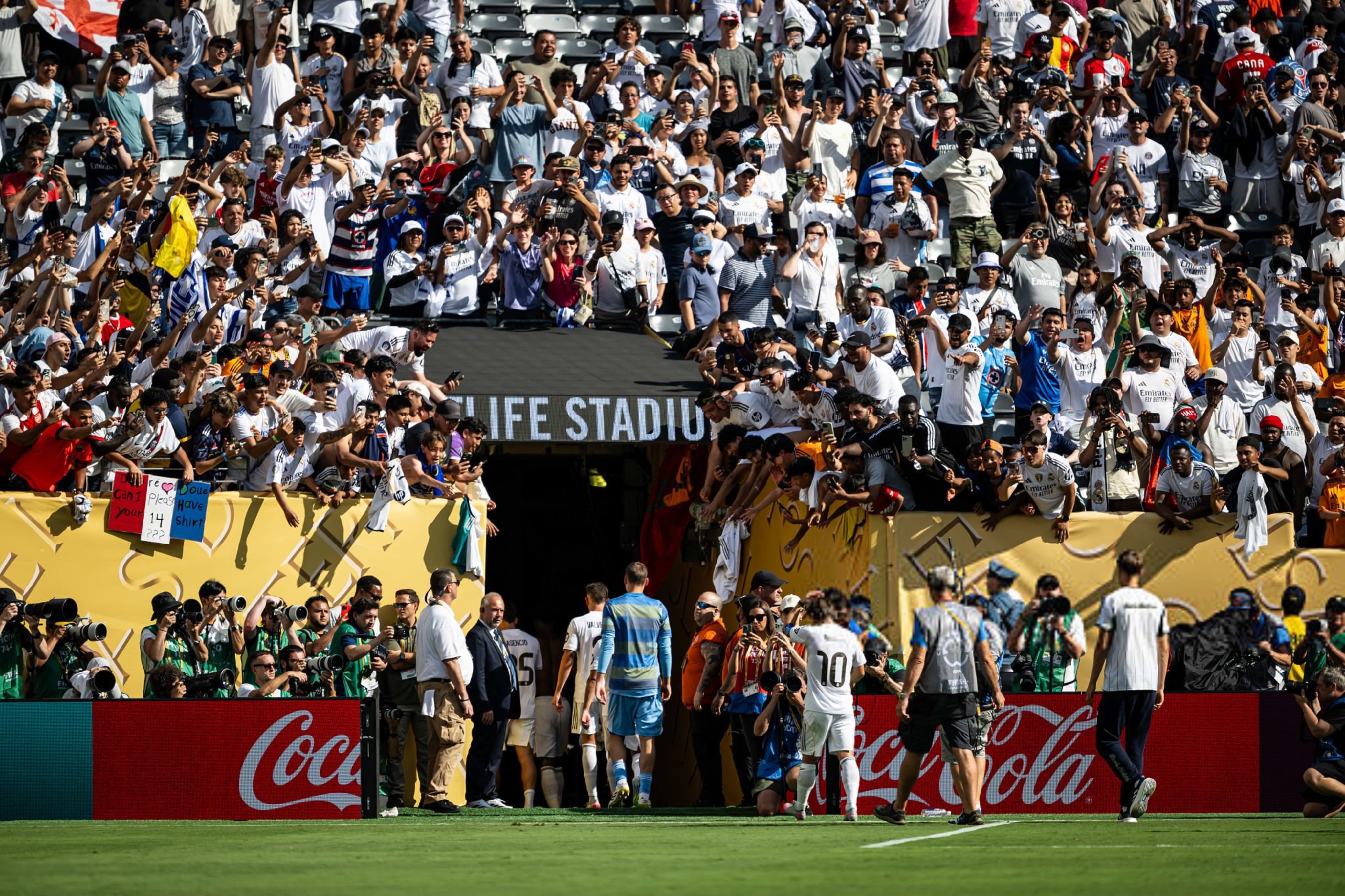 马德里竞技碾压国际米兰，卡拉斯科统治全场的简单介绍