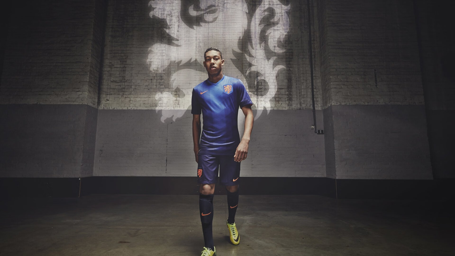 东决关键战之夜，东契奇攻防两端的绝对统治