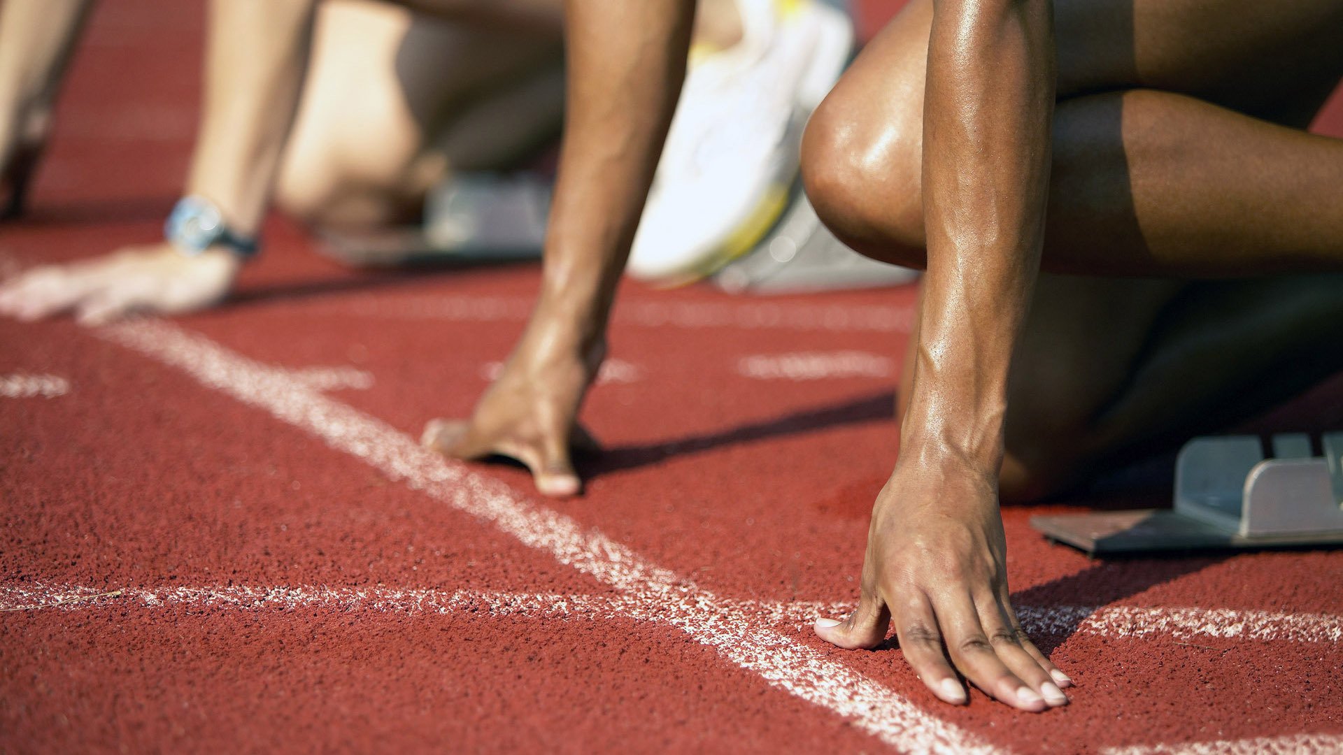 欧冠淘汰赛焦点战，太阳防守锁死广东队