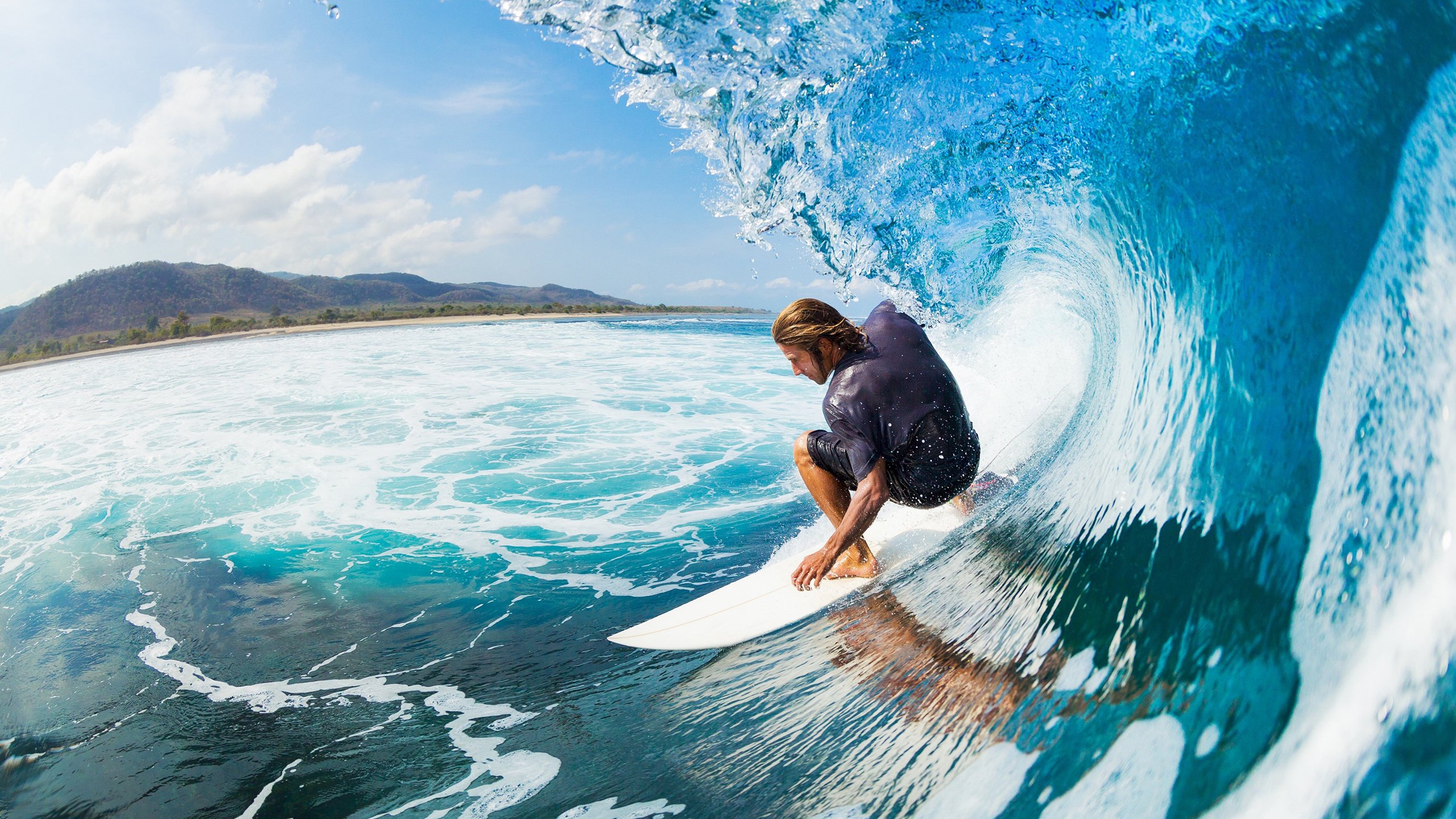 亚洲体坛双星闪耀，日本足球绝杀韩国，樊振东乒乓高光