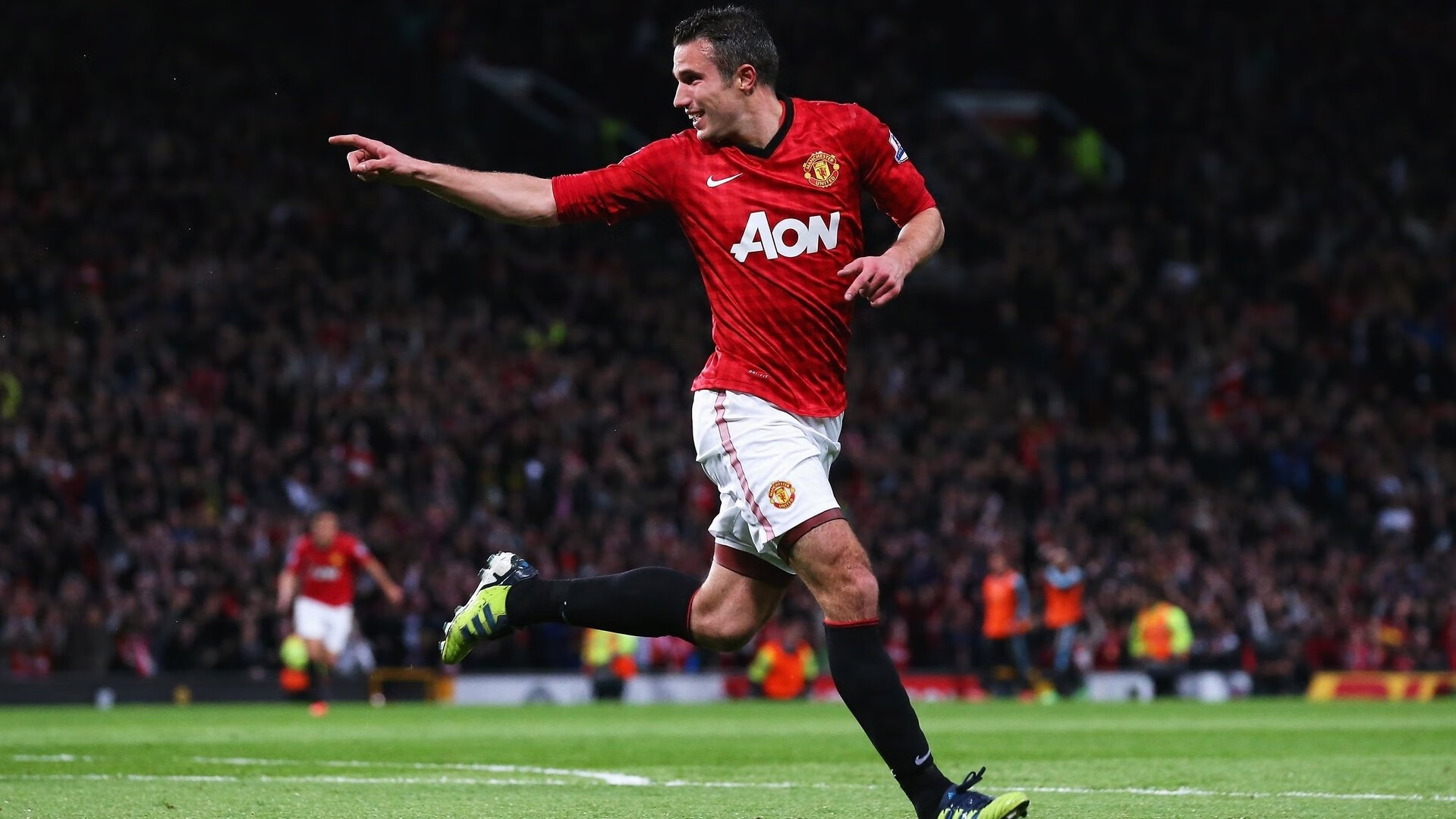 赛道法则，当绝对速度遇见火热状态—塞恩斯驾驶迈凯伦碾压阿斯顿马丁的启示